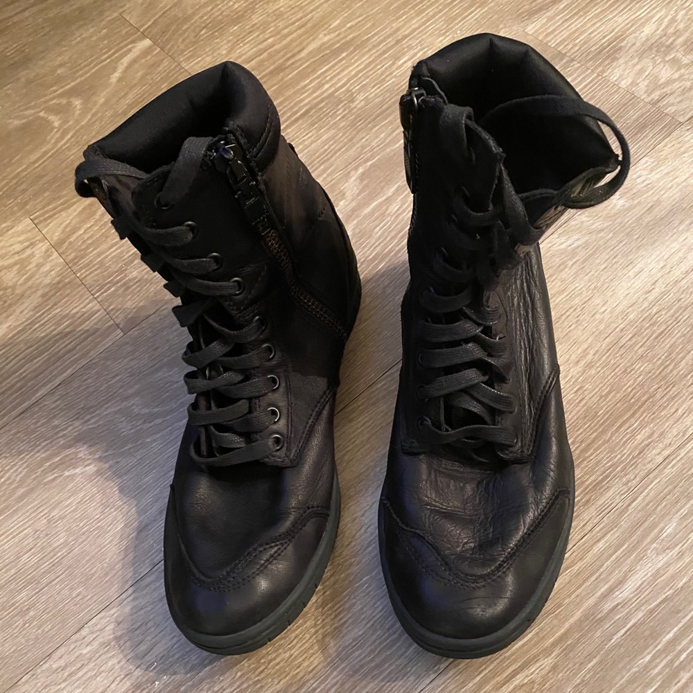 Men’s diesel boot sneakers